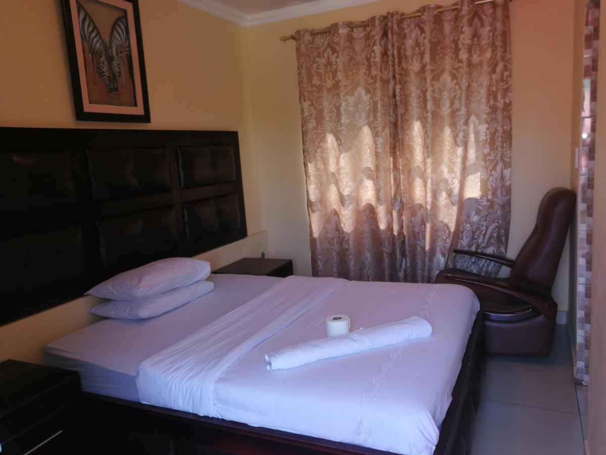 Kamp David Lodge Johannesburg Buitenkant foto